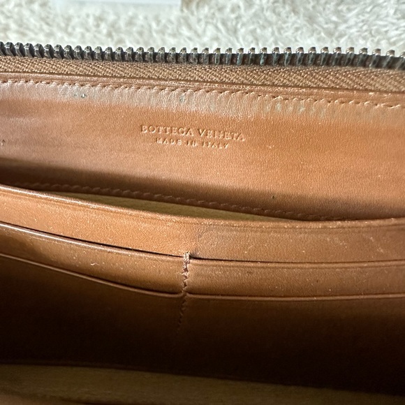 Bottega Veneta Intrecciato Long Zip Around Wallet Tan - Picture 8 of 10